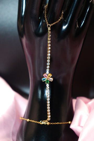 Fleur Dorée hand chain