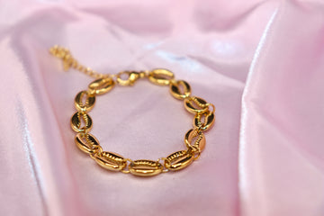 Cowrie anklet