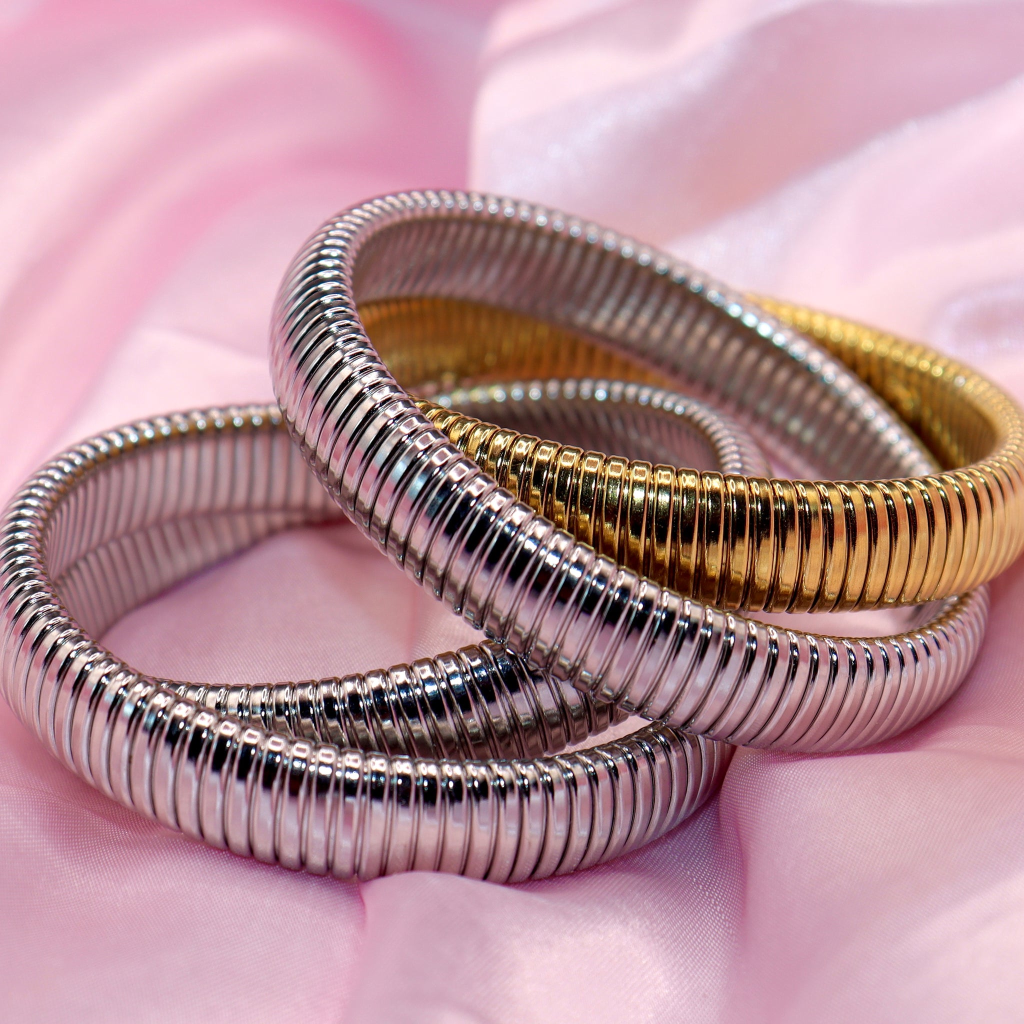 Metal loops
